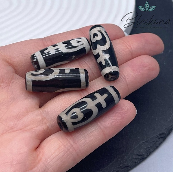 Бусина Дзи Нектарный Сосуд Изобилия черно-белый бочонок 30*11 мм