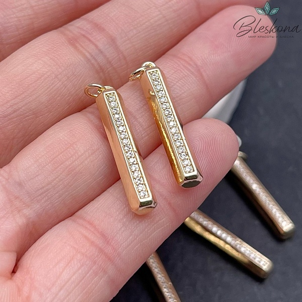 26,6*5 мм Цвет золото, Подвеска палочка полосы с цирконами
