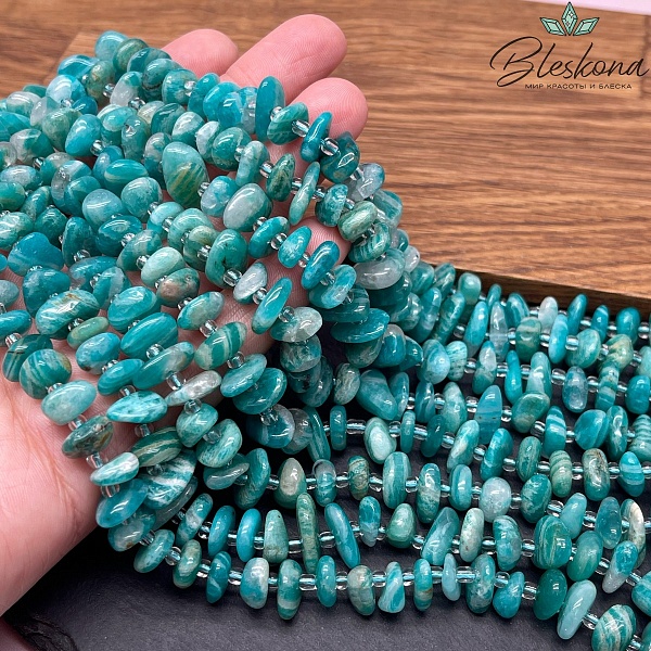 Амазонит сколы шлифованные (2-4)*(7-11) мм