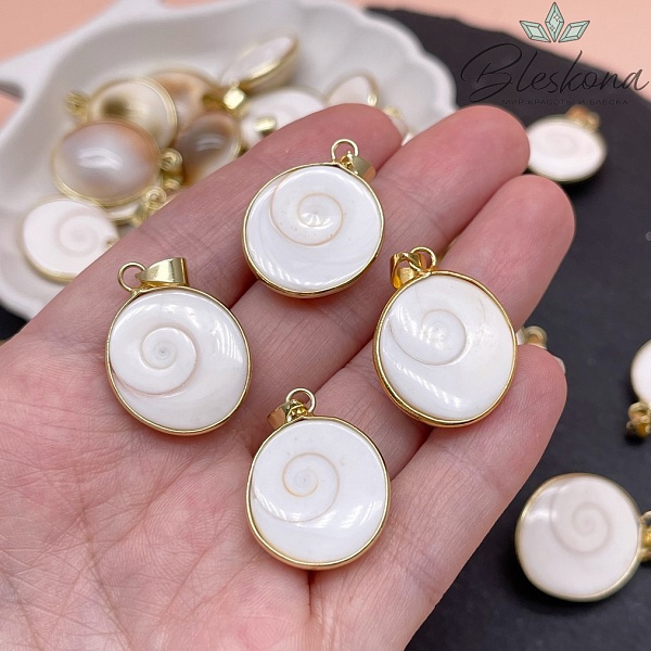 Подвеска Овал из ракушки, Цвет золото (23-29)*(16-20) мм