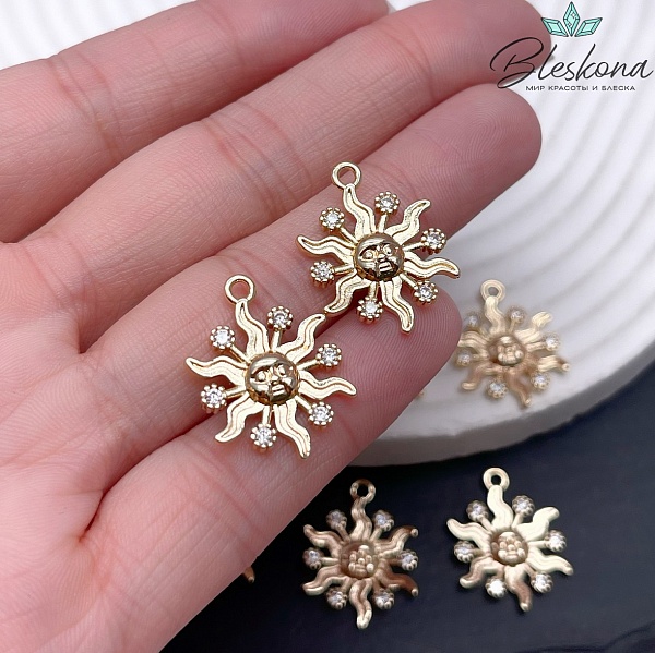 22*16,6 мм Цвет золото, Подвеска солнышко с цирконами