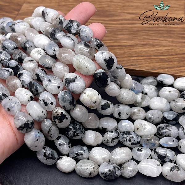 Лунный камень галтовка №5 (15-17,5)*(9-11) мм