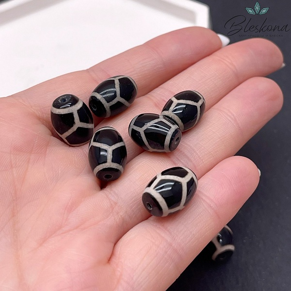 Бусина Дзи Черепаха черно-белый бочонок 10*14 мм