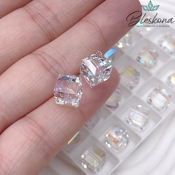 5601 Cube Bead 8 мм Crystal Shimmer B