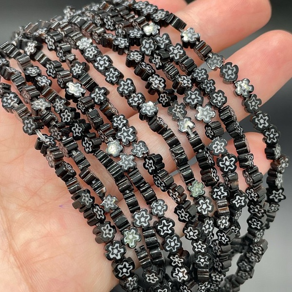 Муранское стекло черное цветок  4,5-5,5 мм