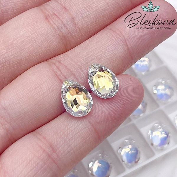 6433 Pear Cut Pendant 11,5мм Crystal Aurore Boreale (AB)