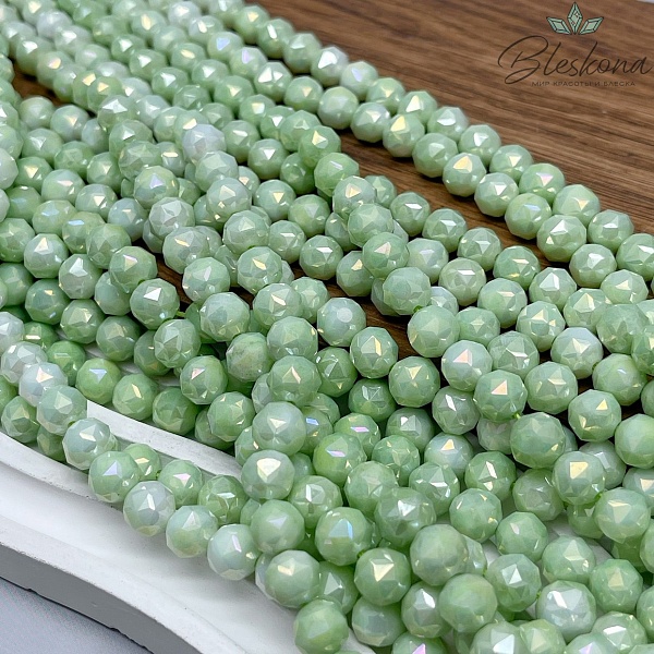 Стекло Lux светло- зеленое огранка острая 8 мм