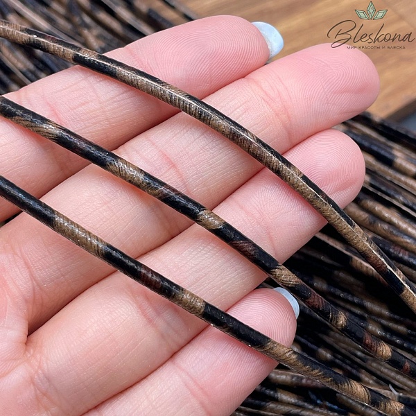 Шнур из экокожи леопардовый принт темный 3 мм