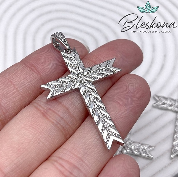 38,5*28 мм Цвет серебро, Подвеска Крест с цирконами