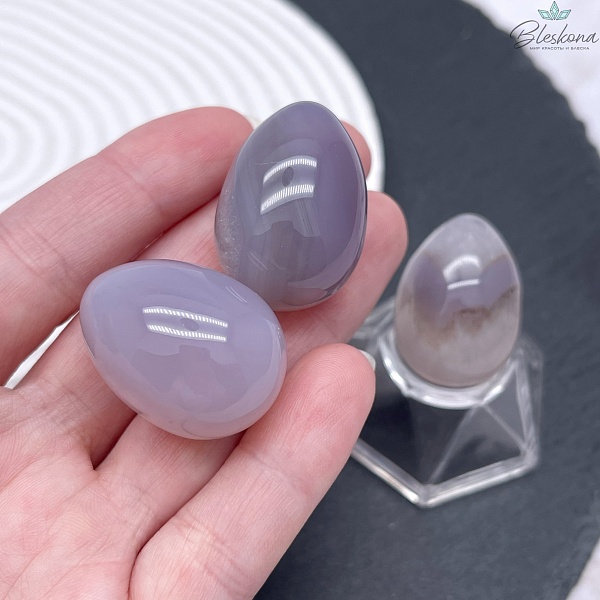 Агат серый форма яйцо 30*21 мм