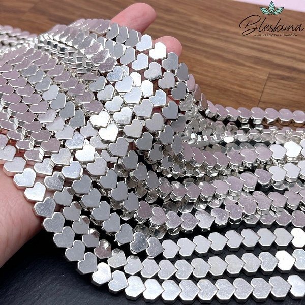 7*8мм Гематин имитация, светлое серебро, сердце углы