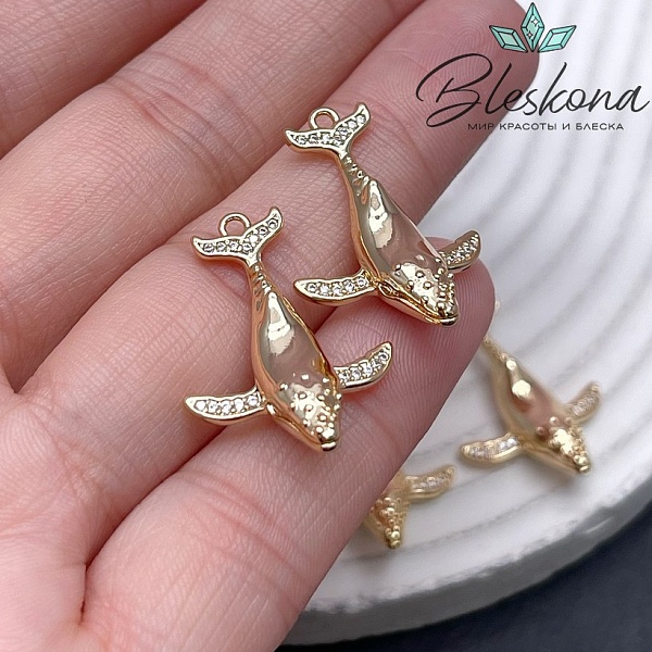 25,5*18,5 мм Цвет золото, Подвеска Кит с цирконами