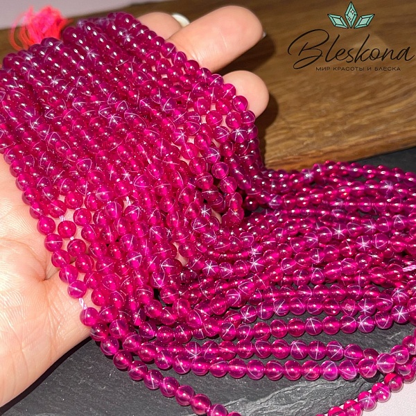 Рубин Star синтетический (имитация) 4 мм