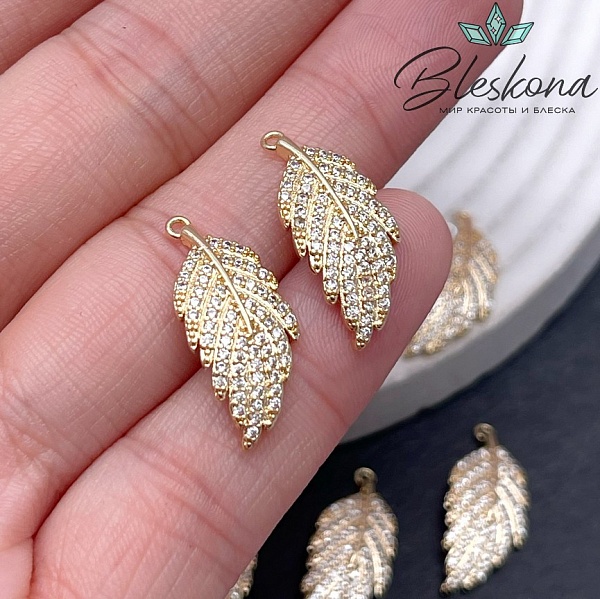 22*9,5 мм Цвет золото, Подвеска перышко цирконы