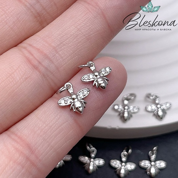 9 мм Цвет серебро, Подвеска Муха с цирконами 