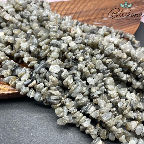 Крошка Лабрадор №3 ширина бусин ~ 6-9мм