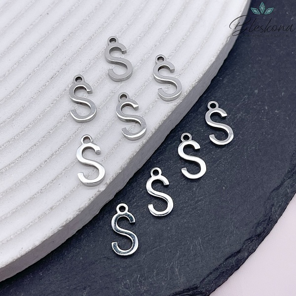 12 мм Цвет серебро, Буква S основа сталь