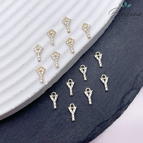 9,4 мм Цвет золото, Буква Y цирконы 