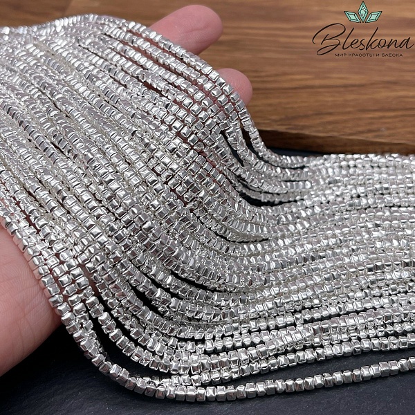 3*2мм Гематин, цвет светлое серебро, квадрат огранка имитация