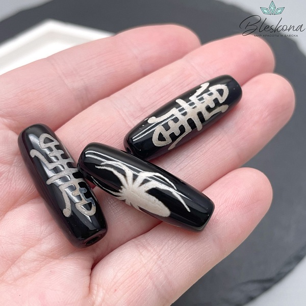 Бусина Дзи Паук и Сау черно-белый бочонок 30*11 мм