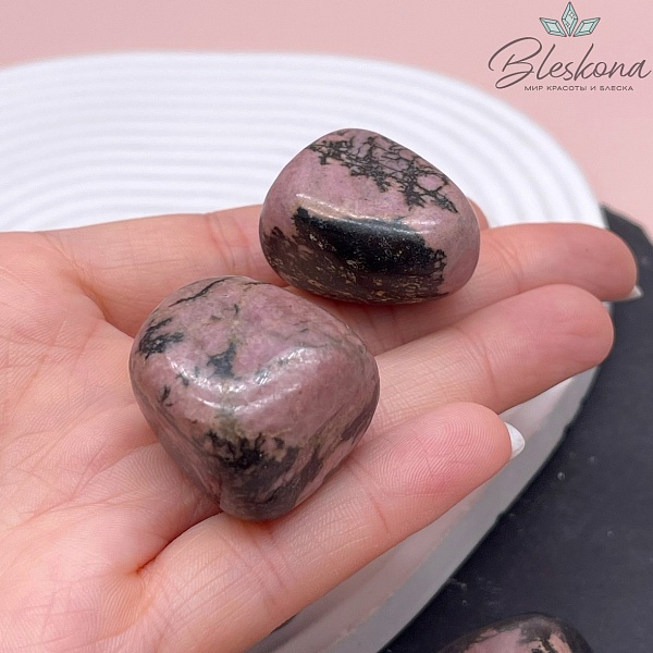 Родонит галтовка 22-26 мм