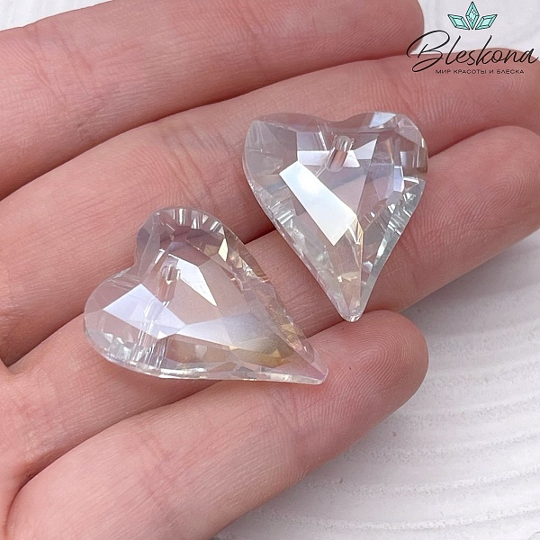 26,5*21,5 мм, Подвеска сердце стекло белое с переливом (Shimmer B) уп. 2 шт
