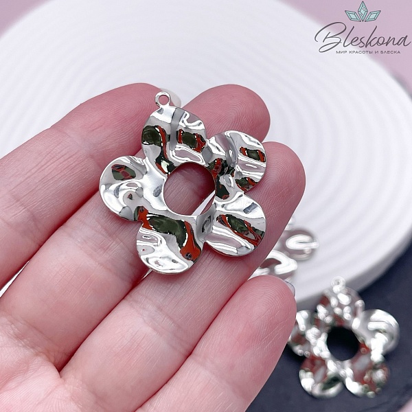 33,5*31,5 мм Цвет серебро, Подвеска цветок мятый