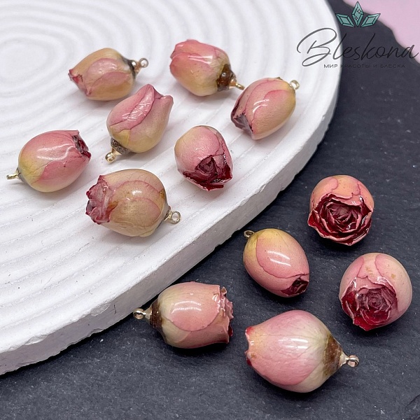 17-22 мм, Цвет золото, Подвеска роза в эпоксидной смоле №11