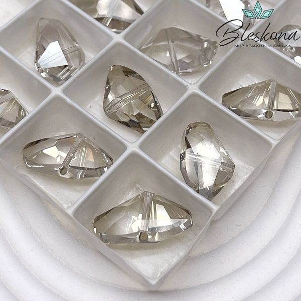 5556 Galactic 11*19 mm Crystal Silver Shade