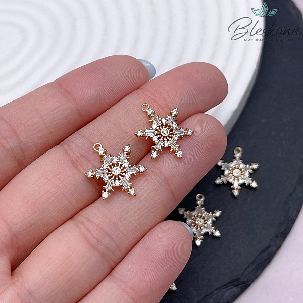 16,8*13 мм Цвет золото, Подвеска Снежинка с цирконами