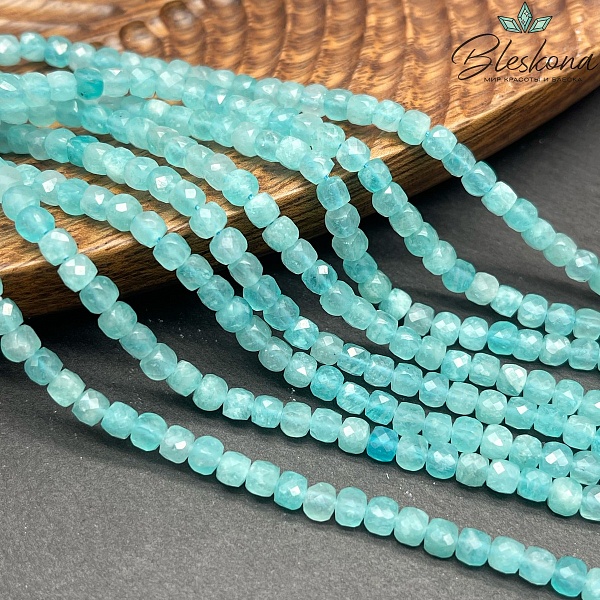 Амазонит куб огранка 4*4мм