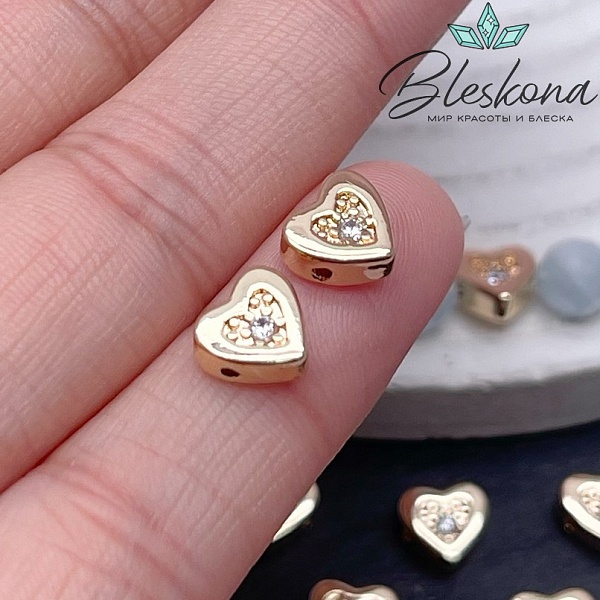 7*7,7мм Цвет золото, Бусина Сердце цирконы 