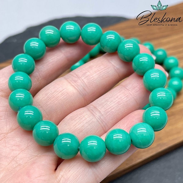 Сосновый зеленый Агат 10 мм