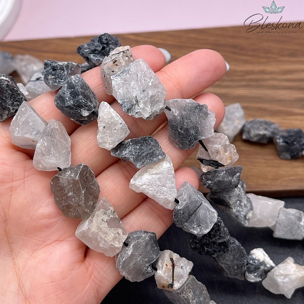 Кварц Рутиловый Турмалиновый куски (10-17)*(7-12) мм