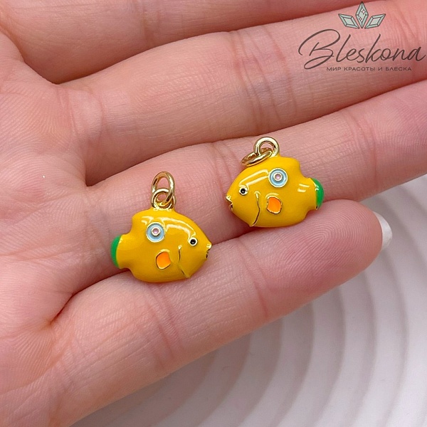 13*4 мм Цвет золото, Подвеска рыбка оранжевая эмаль