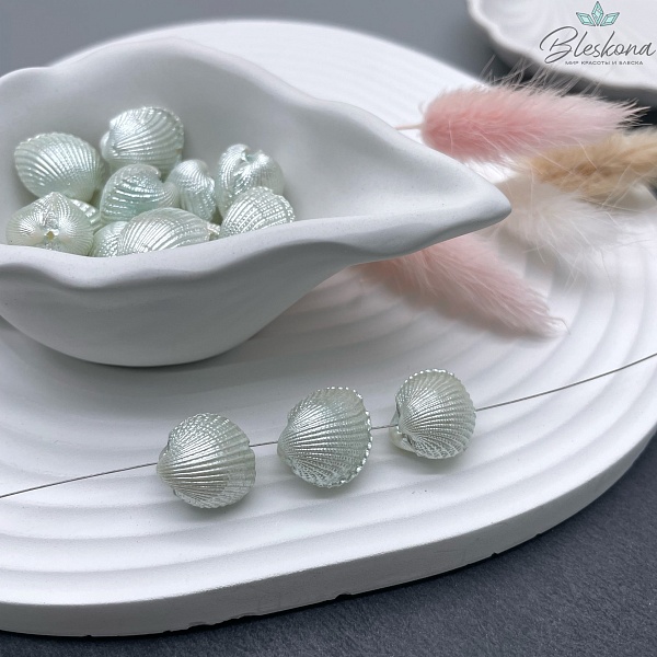 Бусина ракушка мятная 15 мм