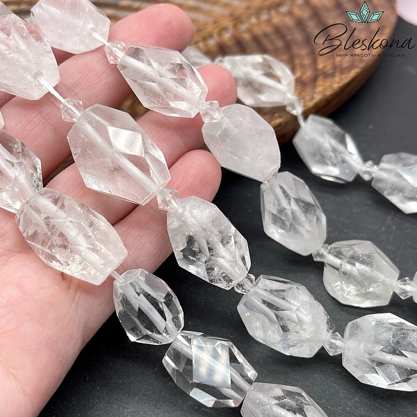 Горный хрусталь фриформ огранка №10 (22-23)*(17-20)мм