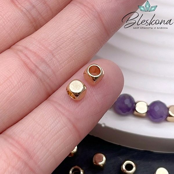 4 мм Цвет золото, Бусина куб   