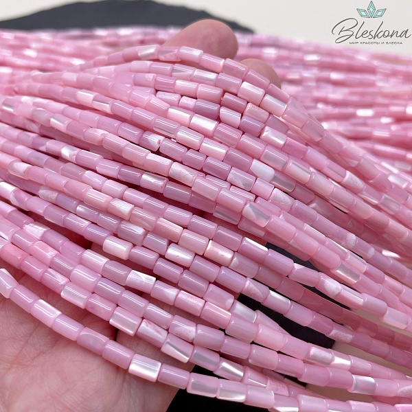 Перламутр розовый трубочки 5*3 мм 