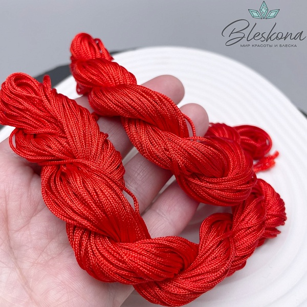 Красная нить 10м