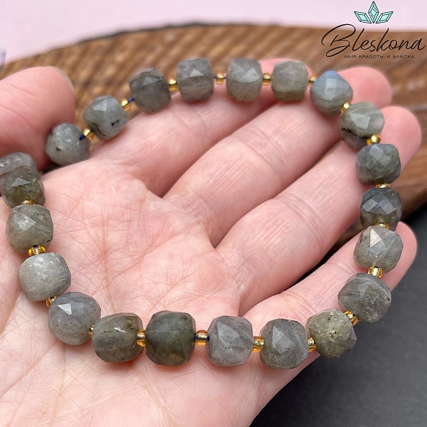 Лабрадор куб огранка 9*9мм