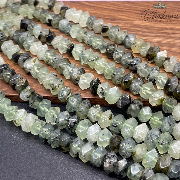 Пренит фриформ огранка (9-10)*(9-11) мм