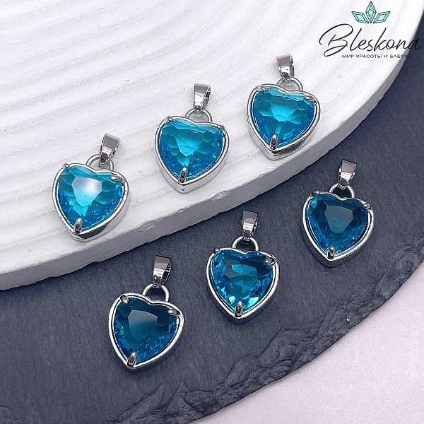 15*18мм Цвет серебро, Подвеска сердце ярко-голубое стекло
