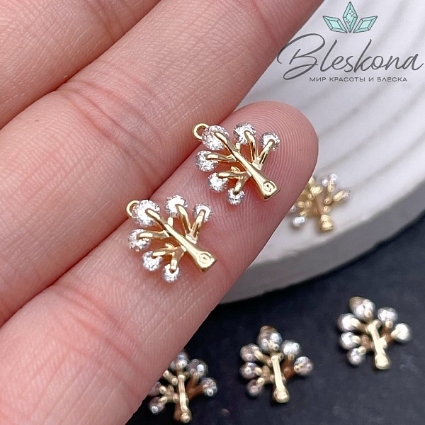9,6*11,4мм Цвет золото, Подвеска дерево цирконы