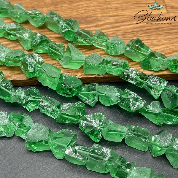 Кварц Аквакварц куски зеленый (15-18)*(10-17) мм