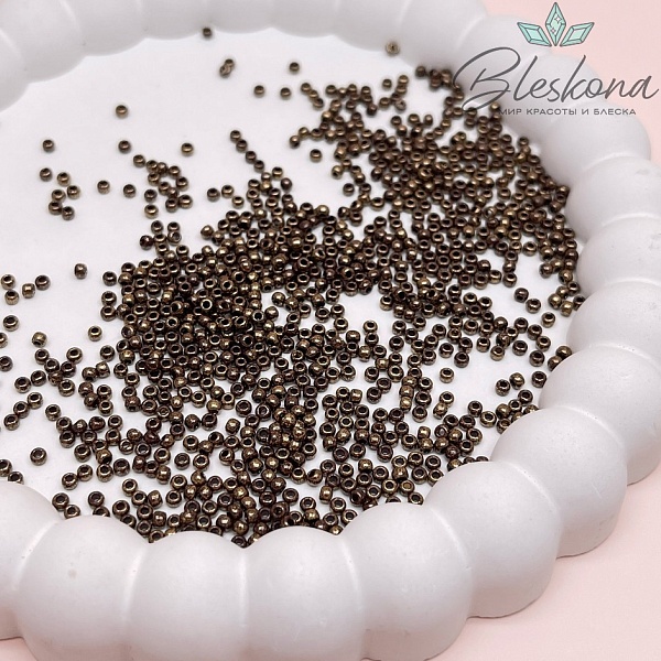 Бисер TOHO round 11/0 цвет №1705 (оттенок бронзового)