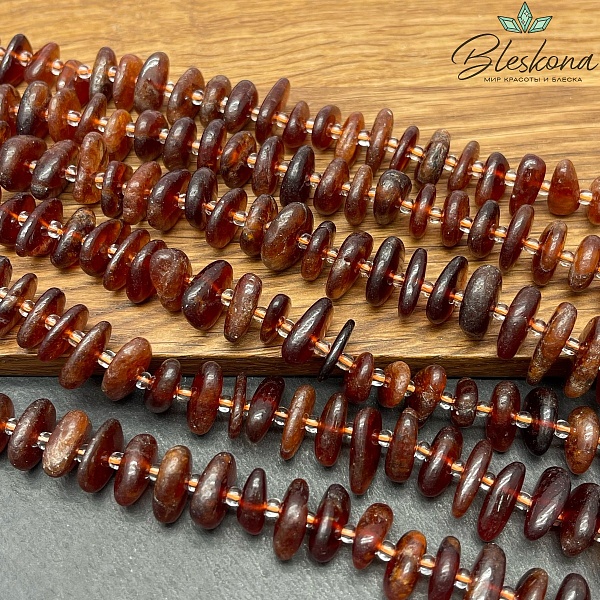 Гранат оранжевый сколы шлифованные (3-5)*(11-16) мм