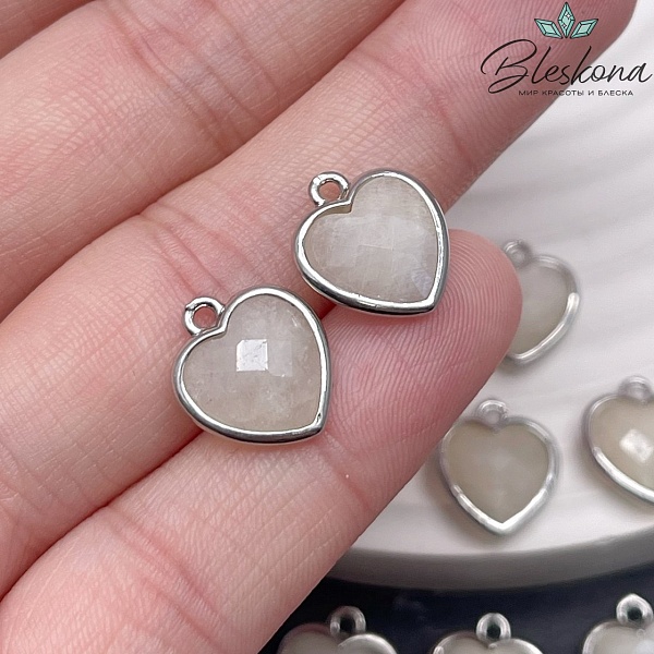 12*13мм,Цвет серебро,Подвеска Сердце Лунный камень огранка