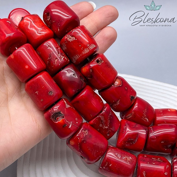 Коралл красный фриформ (Коралловые водоросли) 17-19 мм