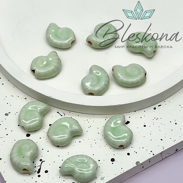 15*12 мм Бусина Аммонит, керамика цвет светло-зеленый